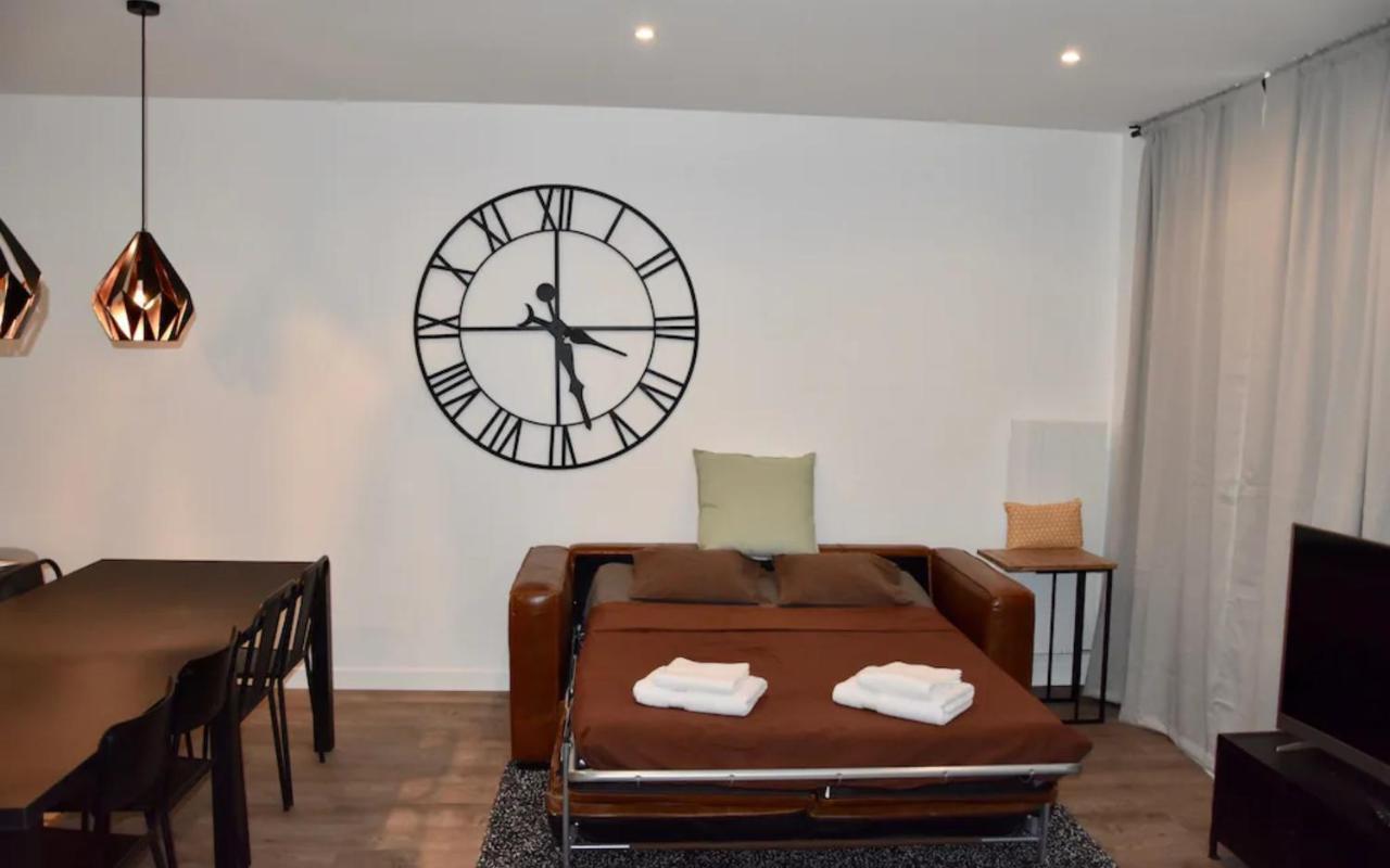 Elegant Appartement Dans Le Quartier Concorde A Paris Bagian luar foto