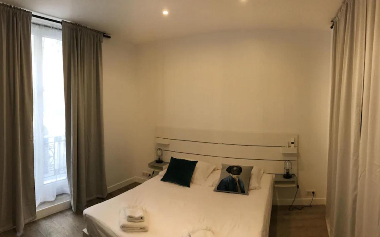 Elegant Appartement Dans Le Quartier Concorde A Paris Bagian luar foto